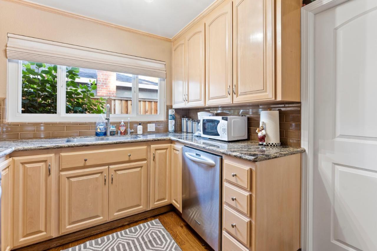 @ Marbella Lane - 3Br Suburban Escape Villa San Jose Buitenkant foto